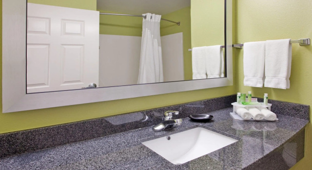 Двухместный номер Standard Holiday Inn Express Fremont by IHG