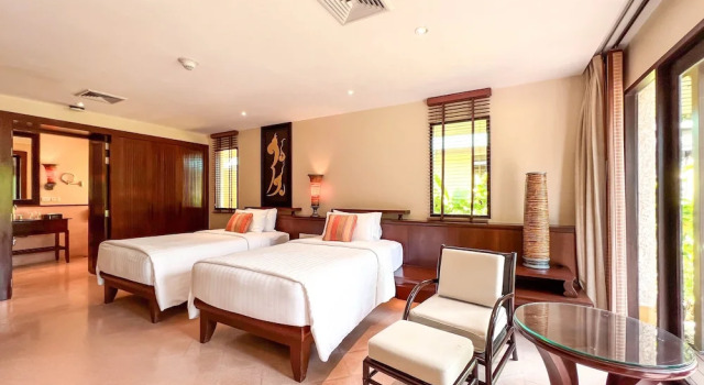 Люкс Вилла с 2 комнатами Paradox Resort Phuket
