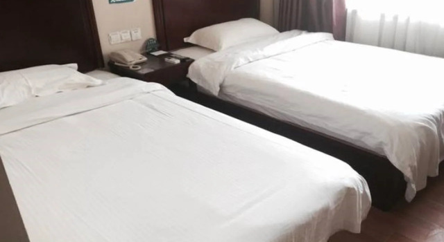 GreenTree Inn Lanzhou Zhongchuan Airport Commerce Street Express Hotel, Book Hotel Lanzhou Gansu
