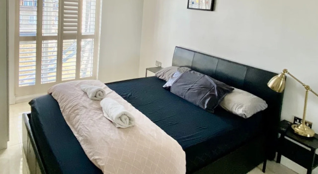 Captivating 1-bed Apartment Greater London, Varaa Huoneisto Asunnot kohteessa Merseyside, Huoneisto
