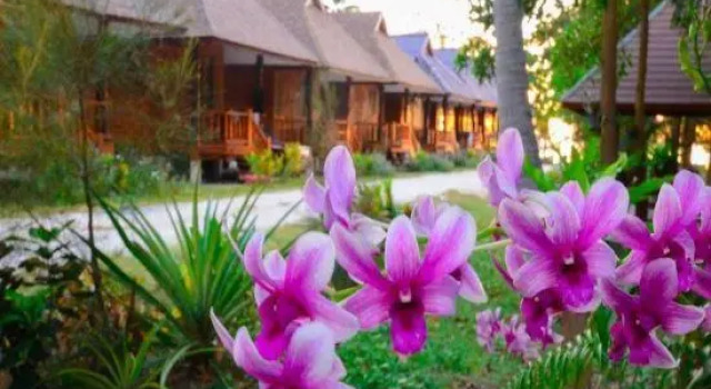 Бунгало Baanchaylay Resort