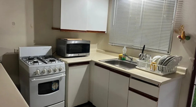 Коттедж с 2 комнатами Private and Cozy home