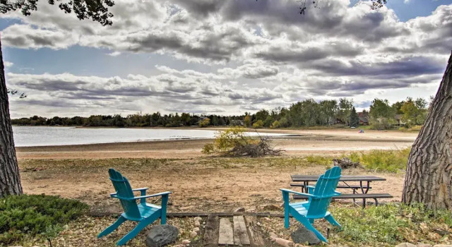 Апартаменты с 2 комнатами с балконом Lakefront Fort Collins Townhome, Only 3 Mi to Csu!