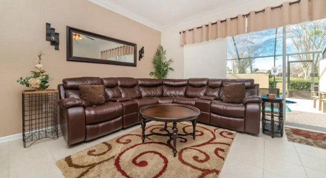 3 Bedroom 3 Bath Nicely Updated Townhome Near Disney, Забронировать Отель Отели Селебрейшн с парковкой, рядом с Mystic Dunes Golf Club, Парковка