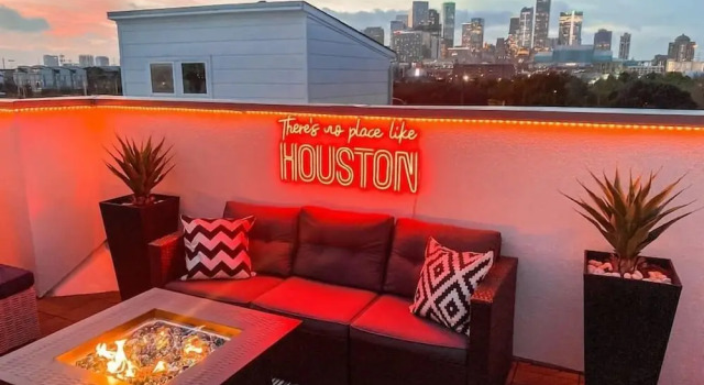 Коттедж Luxury Downtown Getaway With Breathtaking Views