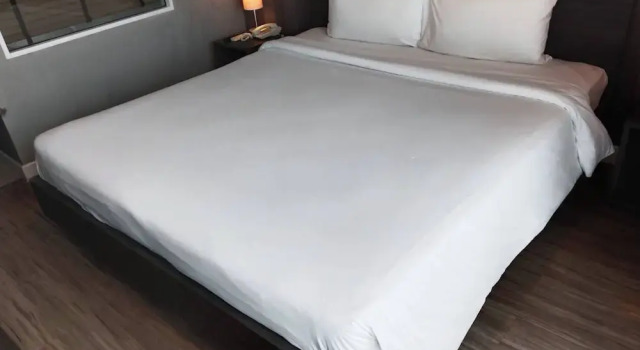 J Residence Thonglor 8, Забронировать Отель Отели Бангкока 4 звезды, рядом с Торговый центр DONKI Thonglor, 4*