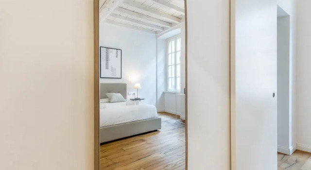 Апартаменты JOIVY Fulcorina Spiga Modern flat next to the Duomo