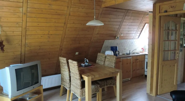 Wooden chalet with oven, in Oberharz near a lake