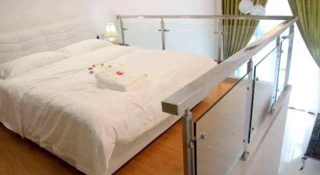 Люкс 8 Days Chain Apartment Hotel Guangzhou Shangcheng International