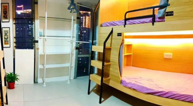Кровать в общем номере (женский номер) с видом на поле для гольфа Haise Youth Apartment
