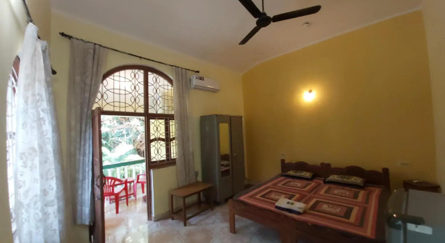 Joaquina's Guest House, Prenota Affittacamere Hotel a Goa con parcheggio, Parcheggio