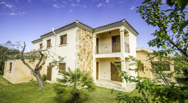 Iris Houses, Забронировать Отель Бизнес-отели Сана Теодоро, 4* 5*