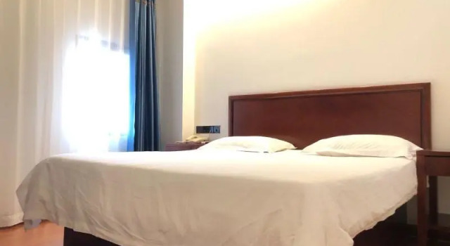 GreenTree Inn (Tianjin West Railway Station Tianjin Zhiyan), Забронировать Отель Hongqiao Тяньцзинь