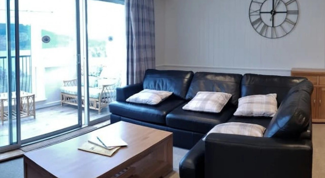 Loch Rannoch Red Deer Lodge 2