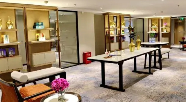 Zhuo Ruiyunrui Hotel, Book Hotel Dongliucun Hebei