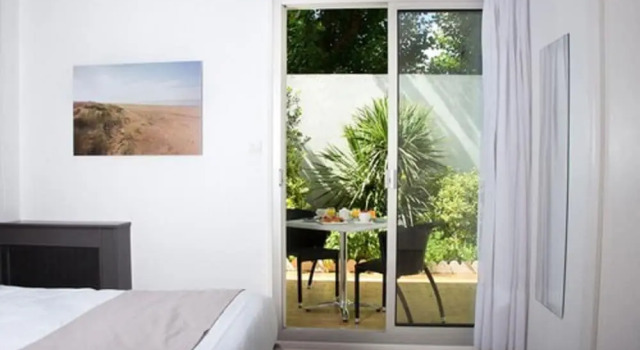 Номер Comfort Hotel Les Dunes