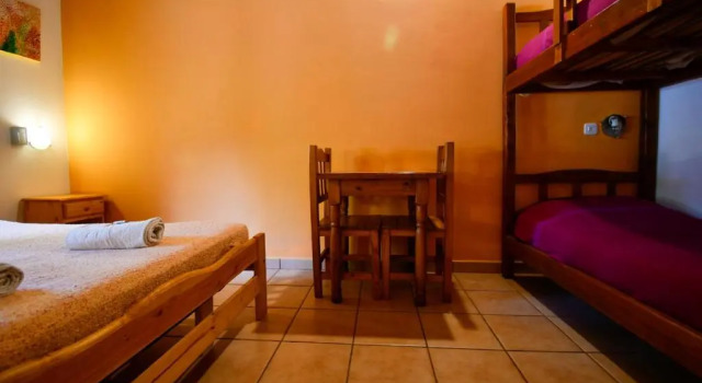 Hostel El Mirador, Забронировать Хостел Отели Рио-Негро с парковкой, Парковка