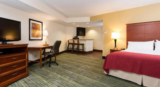 Полулюкс Doubletree By Hilton Wilmington, Nc