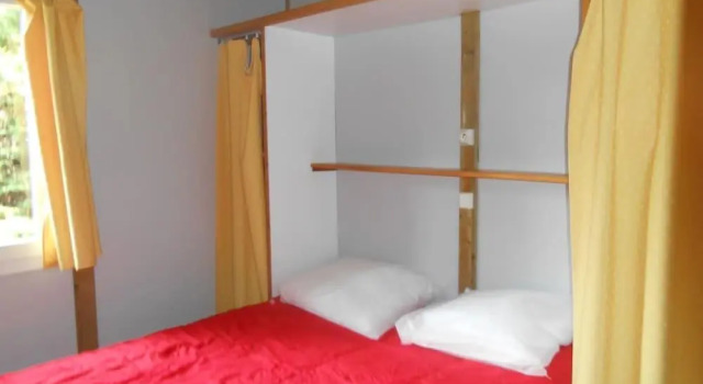 Camping des Bastides, Book Campground Gavaudun 