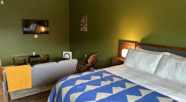 Violet Suites PDX, Book Hotel Portland Willamette Valley