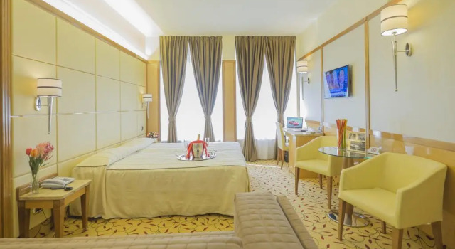 Полулюкс Hotel Teco