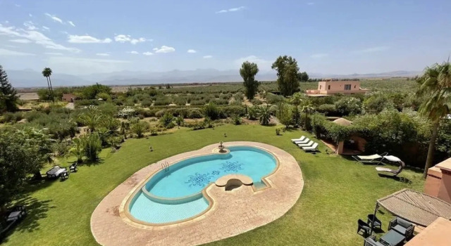 Коттедж Superb Villa With 2 Private Pools Hammam and Tennis Court