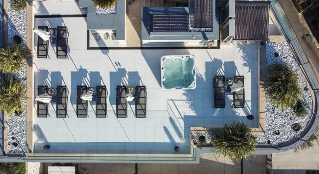 Awesome Apartment in Podstrana With 1 Bedrooms, Wifi and Outdoor Swimming Pool, Rezerwuj Apartament Podstrana Split Region