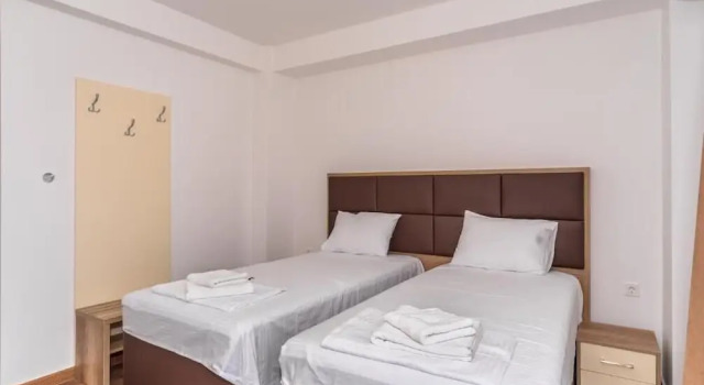 Deluxe Suite Pharos Hotel
