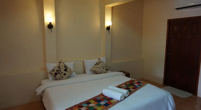 Апартаменты Porntip Resort