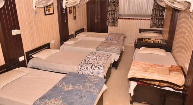 Goroomgo Comfort Hostel Charbagh Lucknow