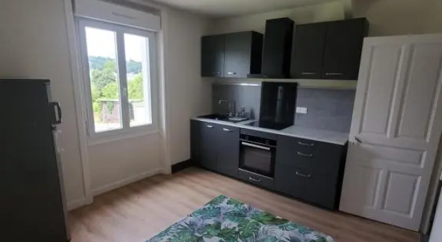 Appartement hauteurs de Tulle, secteur Virevialle, Rezerwuj Apartament Tulle Correze