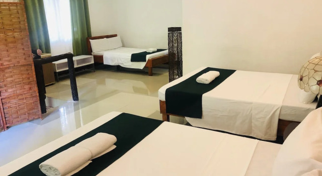 Standardowy czteroosobowy rodzinny pokój Santander Pebbles Beach Resort