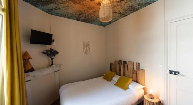 Четырёхместный номер Standard Logis - Hostellerie & Restaurant du Marché