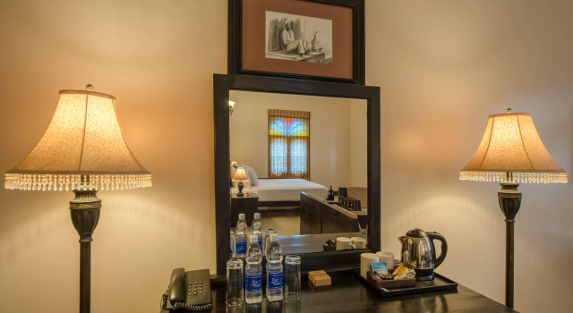 Двухместный полулюкс Golden Tulip Stone Town Boutique