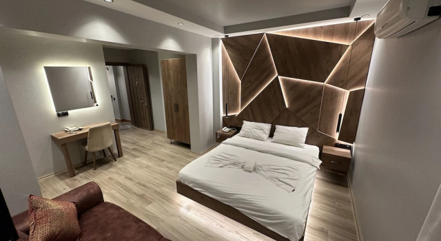 Rose Suites