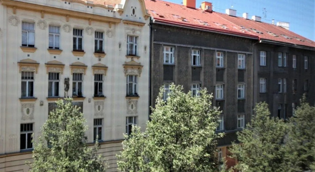 City Castle Aparthotel