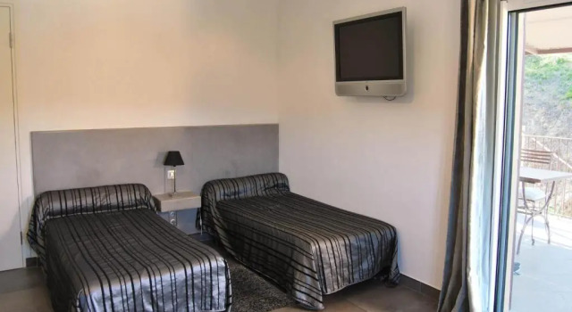Люкс Deluxe La Villa Nais PADEL&PISCINE -Suites & Appartements