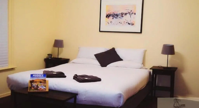 Трёхместный номер Standard The Woolpack Hotel