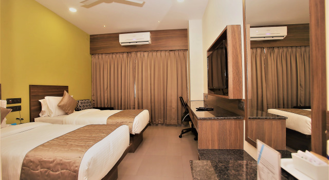 Hotel Regents, Rezerwuj Hotel Hotele w Gujarat ze śniadaniem, Śniadanie
