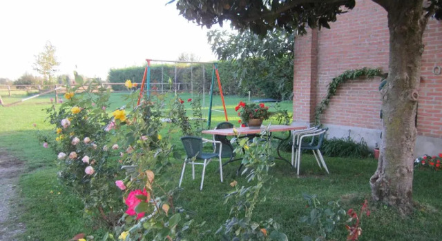 Agriturismo Loghino Caselle, Buchen Sie Hotel Hotels in San Giorgio Bigarello mit Parkplatz, Parkplätze