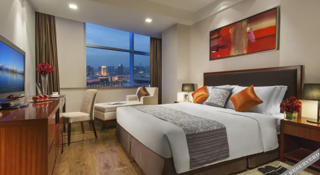 Somerset Youyi, Rezerwuj Hotel Hotele w Tianjin Province z parkingiem, Parking