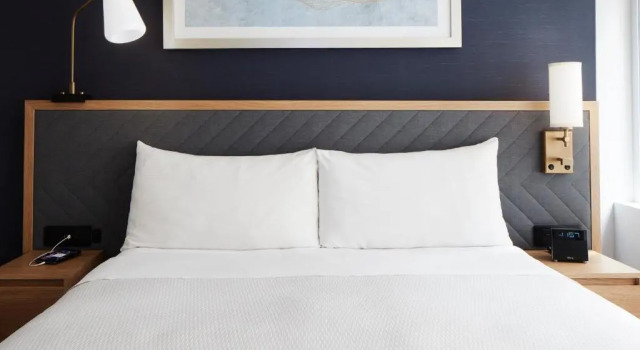 Двухместный номер Standard Newly Renovated Rooms at Club Quarters Hotel Times Square, New York