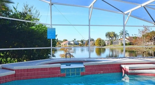 Коттедж Beautiful Waterfront Home Close To Disney!large Spacious Layout, Pool & Wifi 4 Bedroom Home
