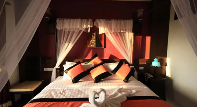 Номер Superior с балконом Dee Andaman Hotel