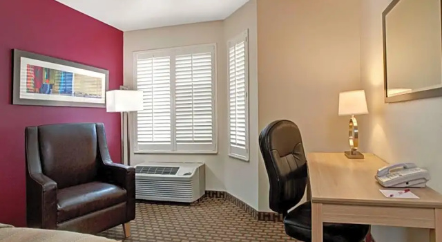 Двухместный номер Standard Ramada Limited and Suites San Francisco Airport