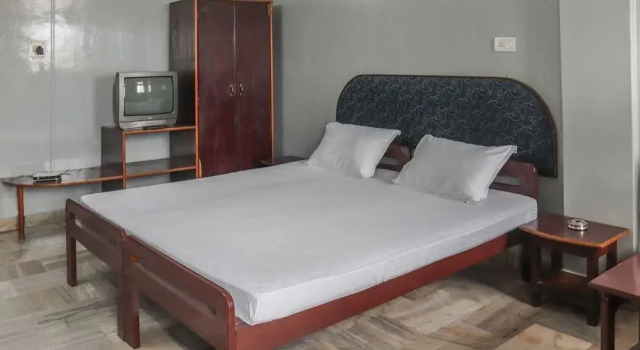 Hotel Galaxy by OYO Rooms, Reserva ahora Hotel Dimāpur Nagaland