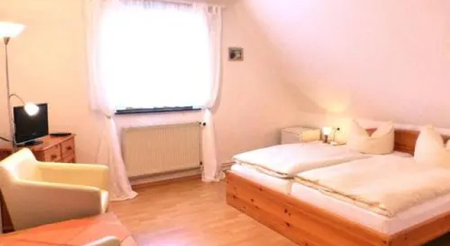 Gästehaus Gerdina Einzelzimmer Nr. 5, Забронировать Отель Нордорф Amrum