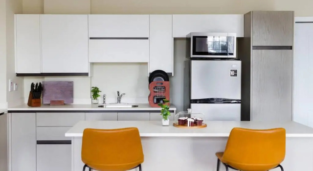 Апартаменты Classy & Conveniently Located 1 Bed Room Suite