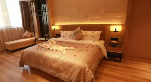 Люкс Deluxe Chongqing Longen Guangxu Grand Hotel