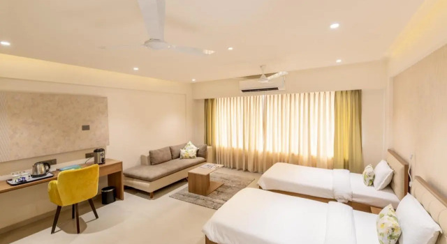 Siara Styles Amba Suites, Boek Hotel Gandhinagar Gujarat